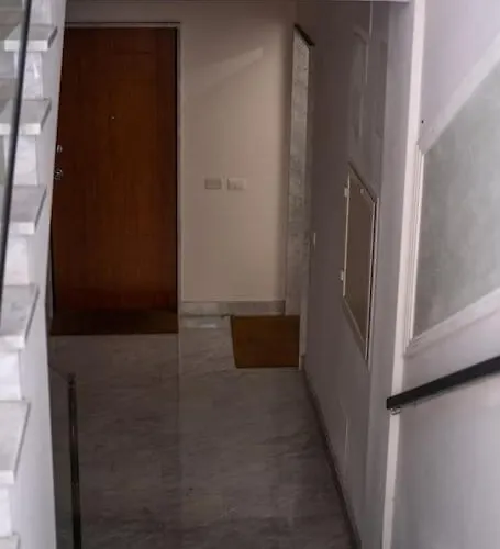 Piazza Bologna Apartment *